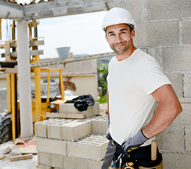 Salarie sur un chantier de construction de maison